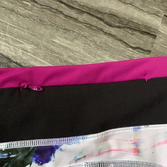 Lululemon Speed Tight III - Picture 10 of 13